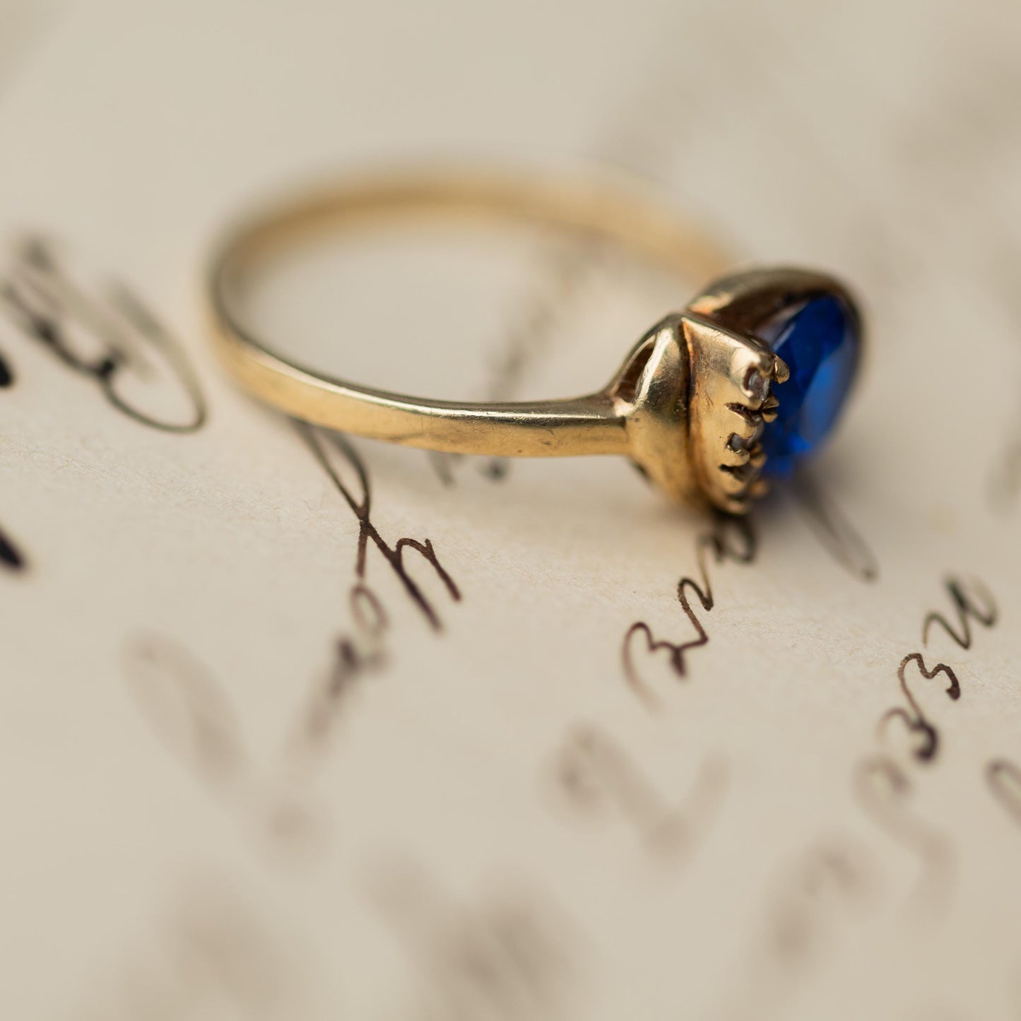 10K Gold Ring Blue Spinel Diamond Vintage Estate Jewelry