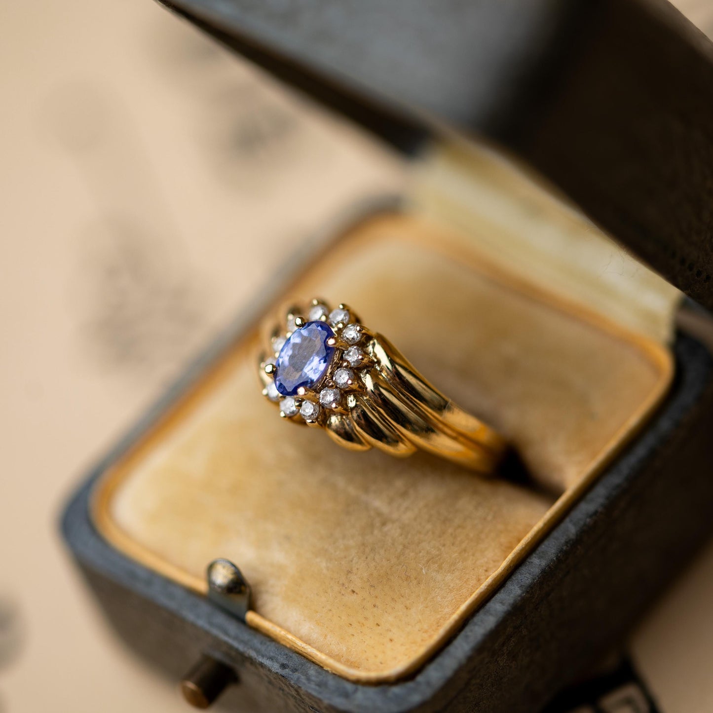 14k Gold Ring Tanzanite Diamonds 585 Vintage Estate Jewelry