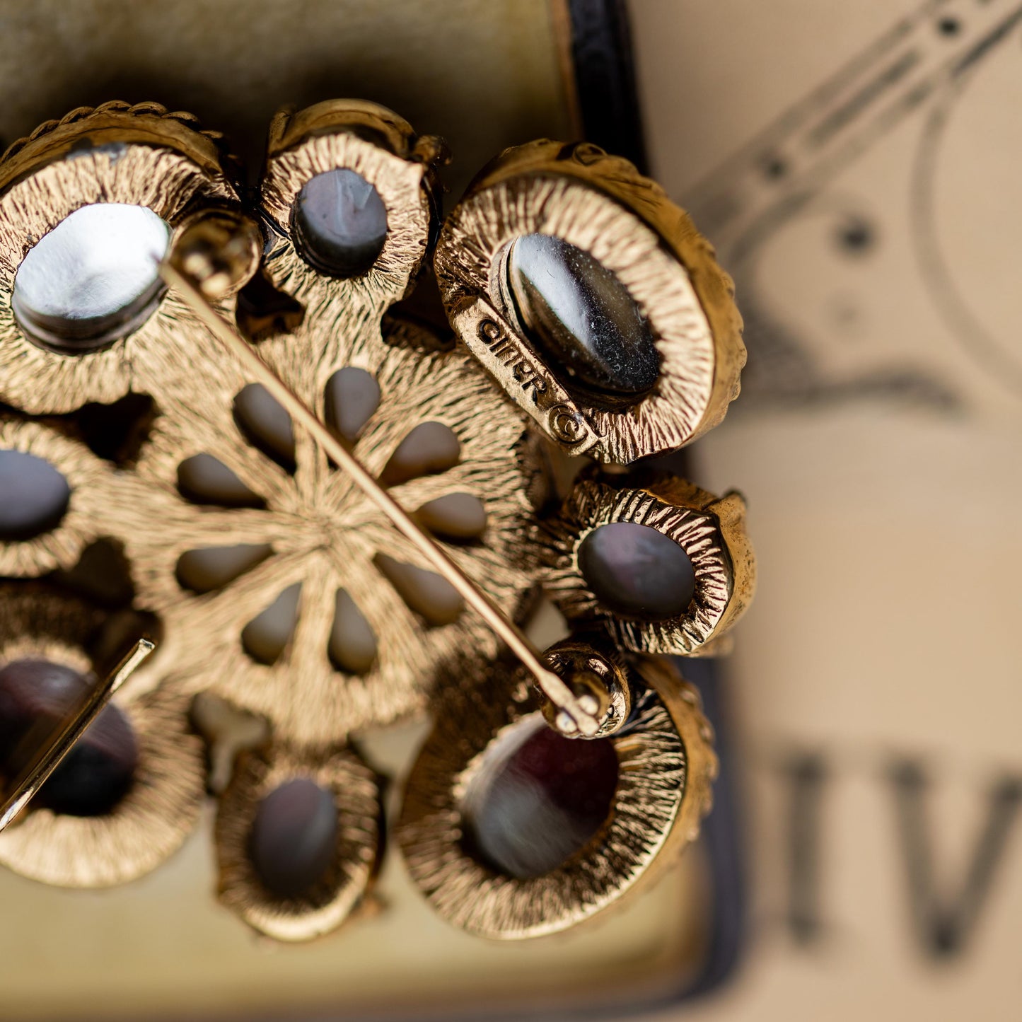 Vintage Brooch Gold Pin Ciner Estate Jewelry
