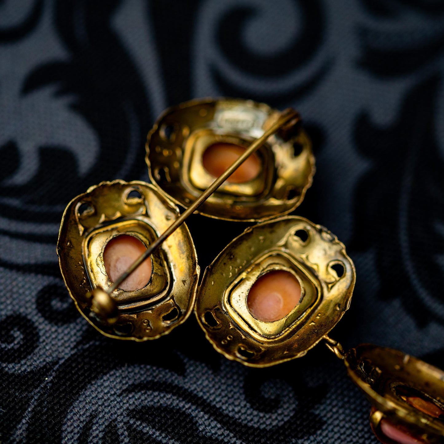 Antique Brooch Pin Czech Glass Gold Tone Vintage Estate Jewelry