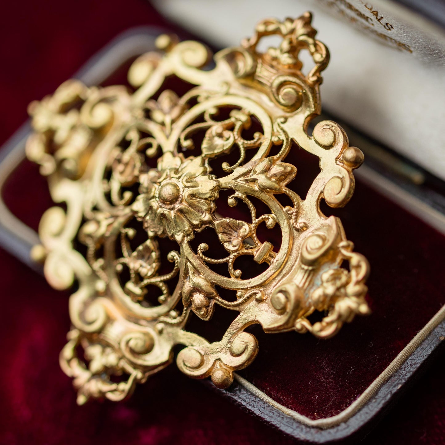 Vintage Jeweley Brooch Miriam Haskell Gold Tone Filigree Estate Jewelry