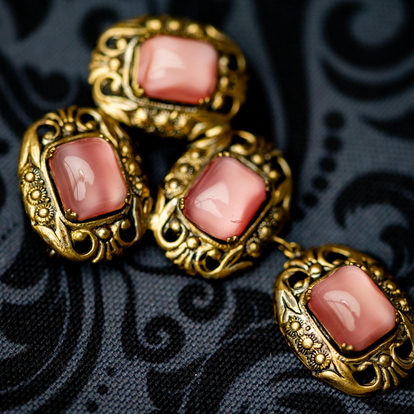 Antique Brooch Pin Czech Glass Gold Tone Vintage Estate Jewelry