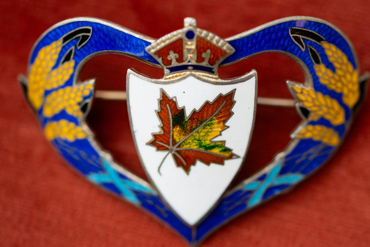 Silver Brooch Sterling 925 Souvenir Canadian Large Vintage Estate Jewelry