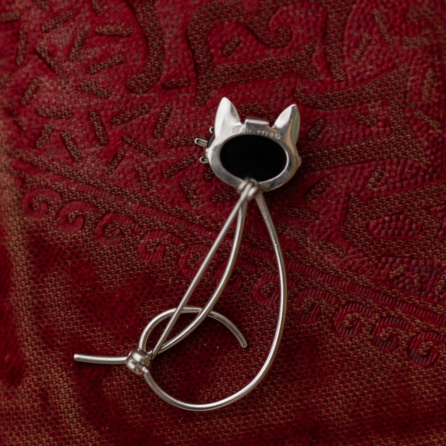 Vintage Jewelry Sterling Silver 925 Onyx Cat Brooch Beau