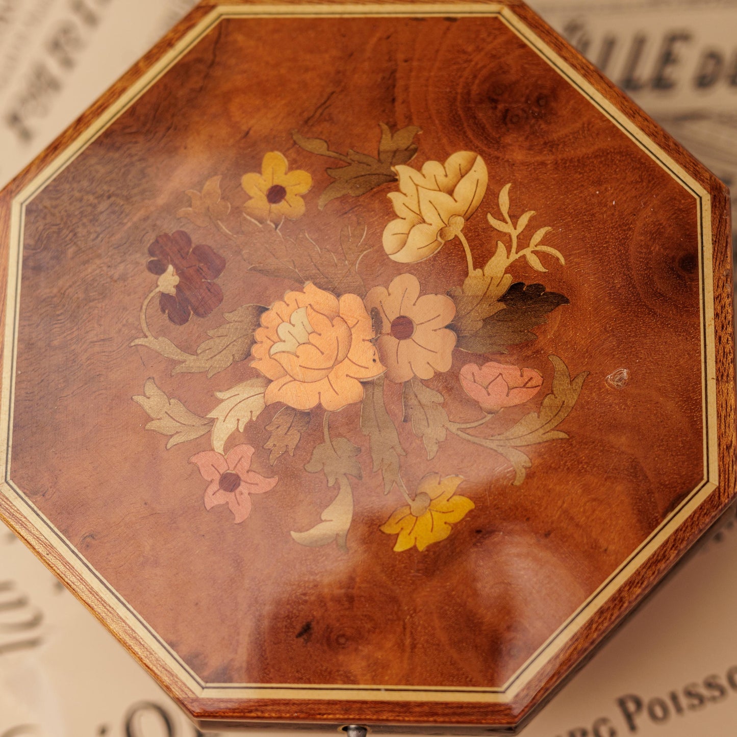 Vintage Jewelry Box Italian Wood Red Velvet Music Box Estate Lot, Romeo & Juliet