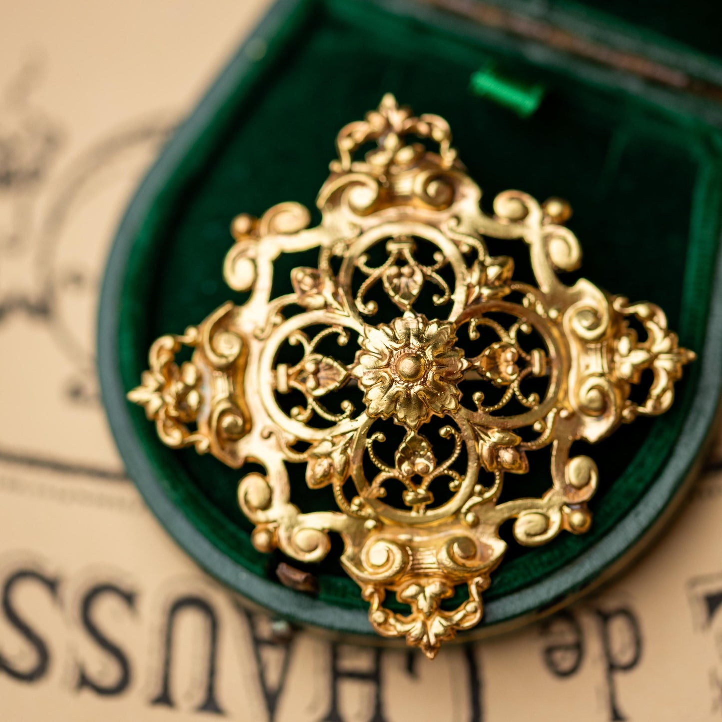 Vintage Jeweley Brooch Miriam Haskell Gold Tone Filigree Estate Jewelry